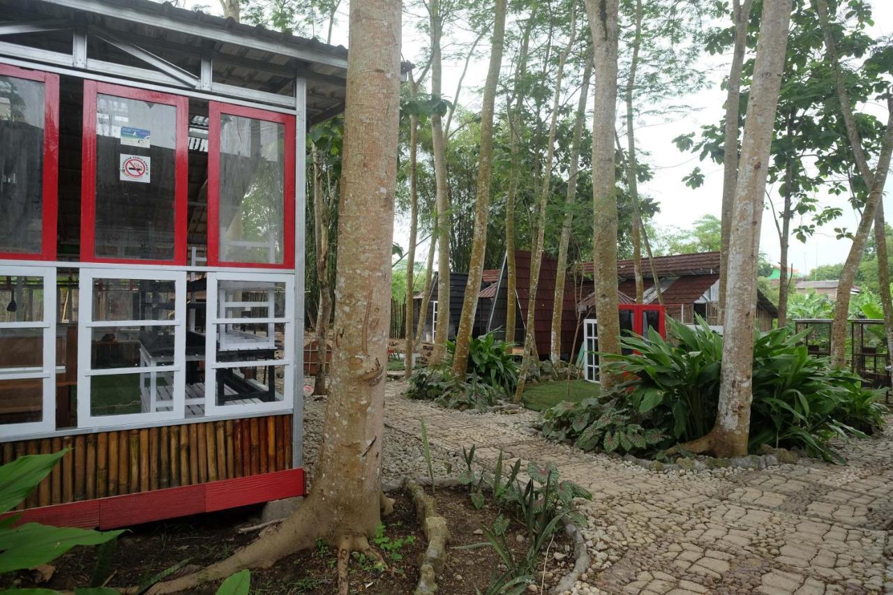 Urbanview Villa Lukulo Kebumen By Reddoorz Exteriér fotografie